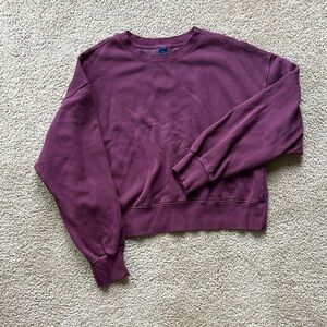 Old Navy semi-cropped boxy crewneck sweatshirt